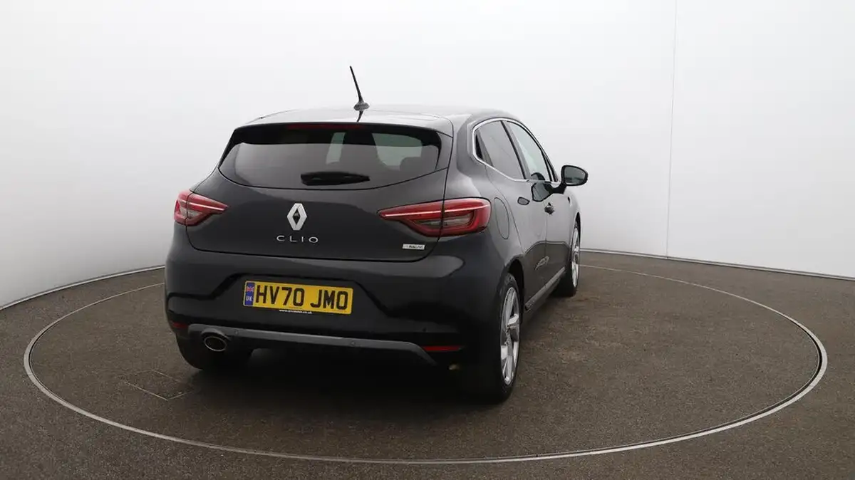 2020-renault-clio-13-tce-rs-line-big-56