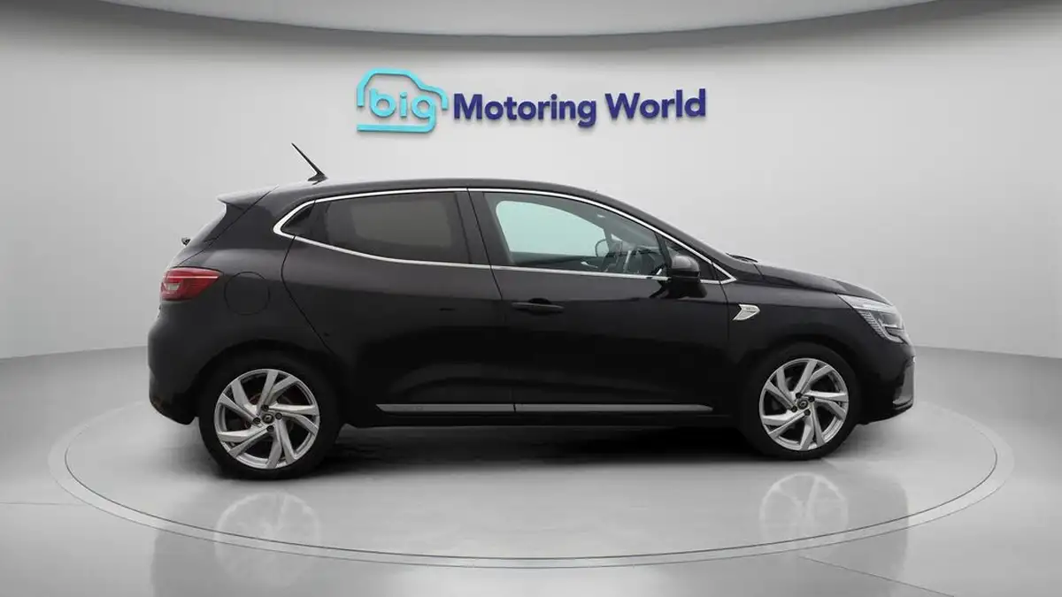 2020-renault-clio-13-tce-rs-line-big-8