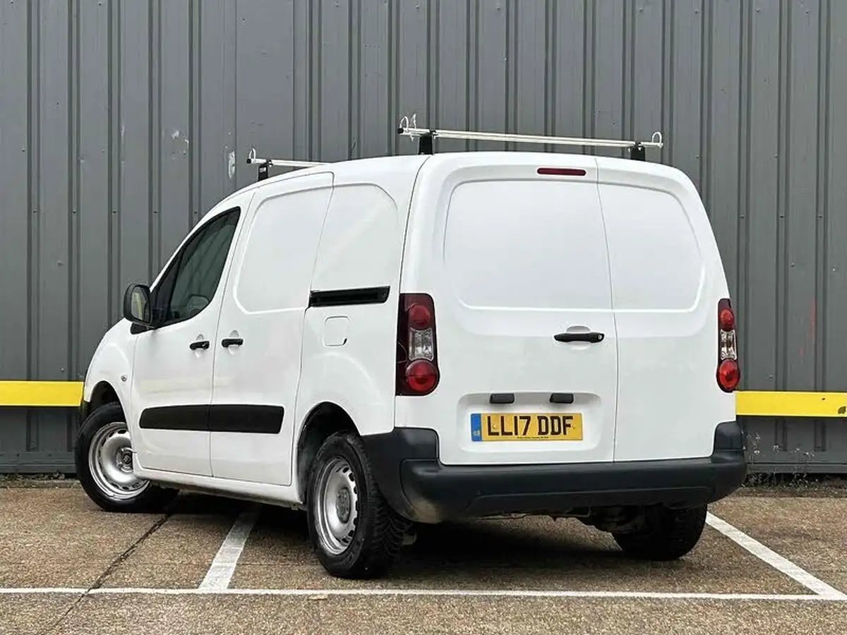 2017-peugeot-partner-16td-s-l1-stop-start-850-panel-big-4