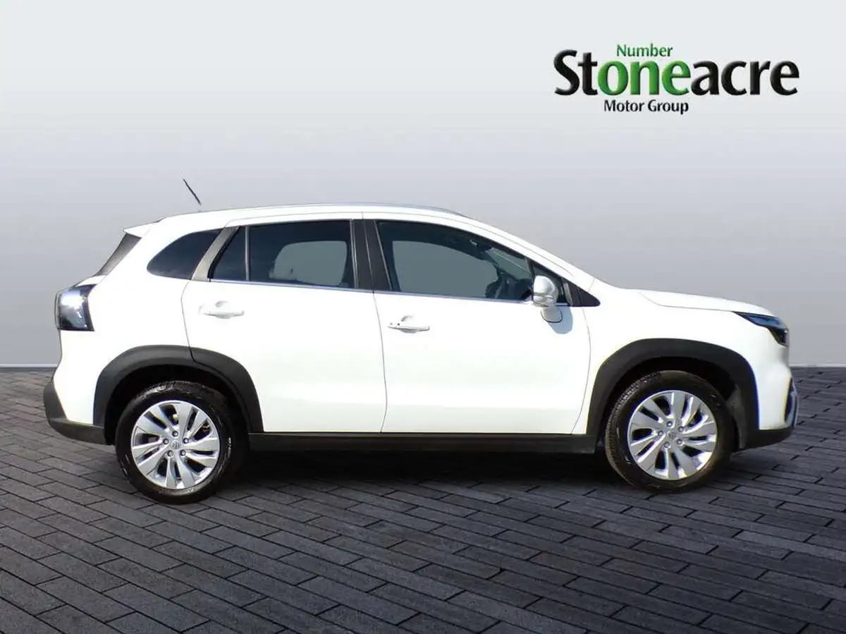 2025-suzuki-s-cross-15-motion-big-6