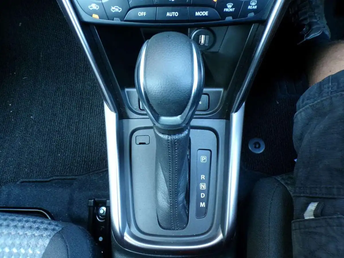 2025-suzuki-s-cross-15-motion-big-10
