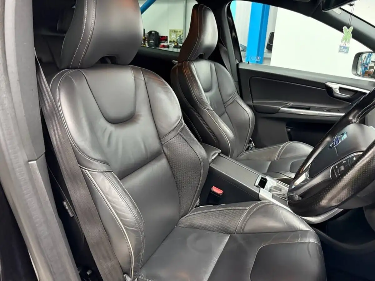 2016-volvo-xc60-24td-d5-r-design-geartronic-big-17