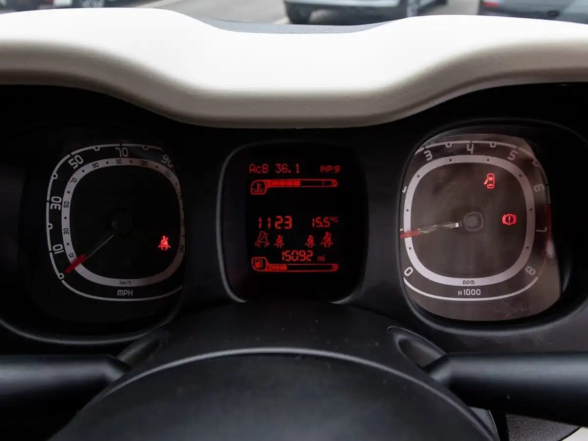 2016-fiat-panda-12-easy-big-14