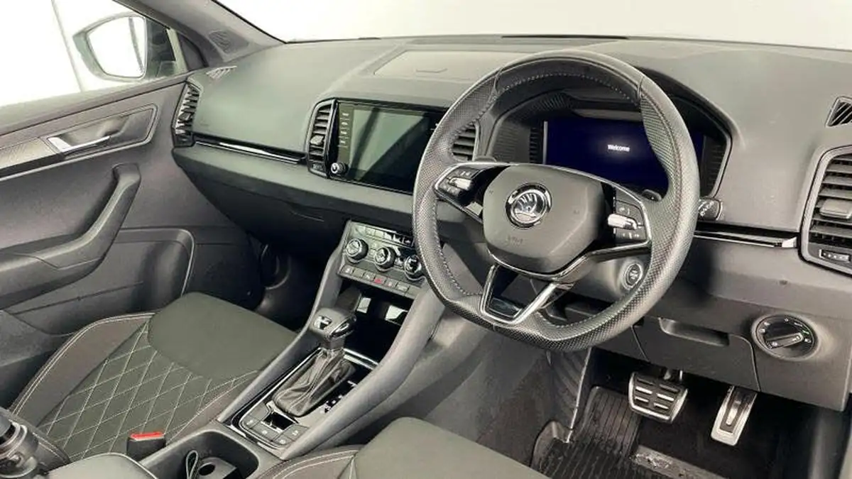 2023-skoda-karoq-15-tsi-sportline-dsg-big-5