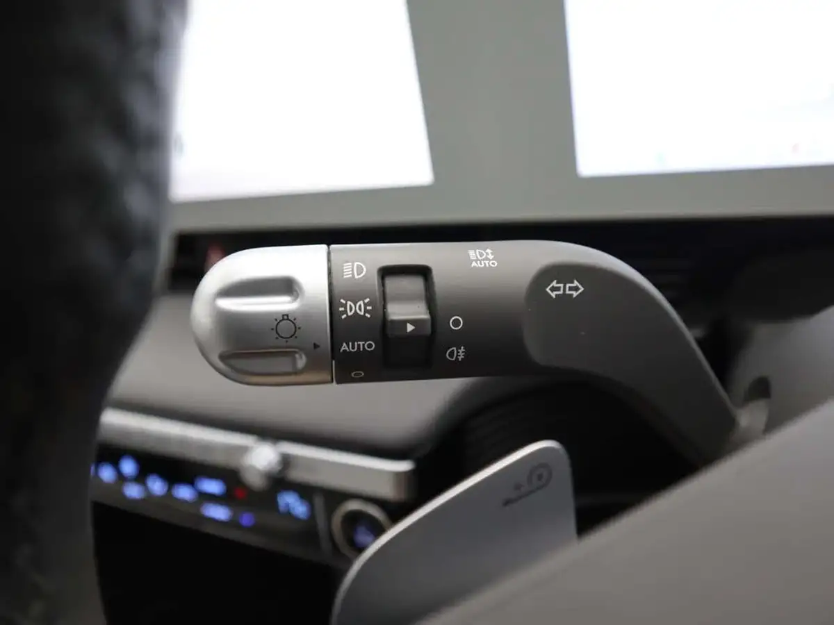 2022-hyundai-ioniq-5-e-ultimate-217ps-73kwh-rwd-big-32
