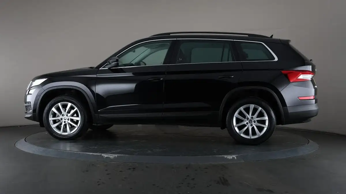 2021-skoda-kodiaq-15-tsi-se-5-big-35