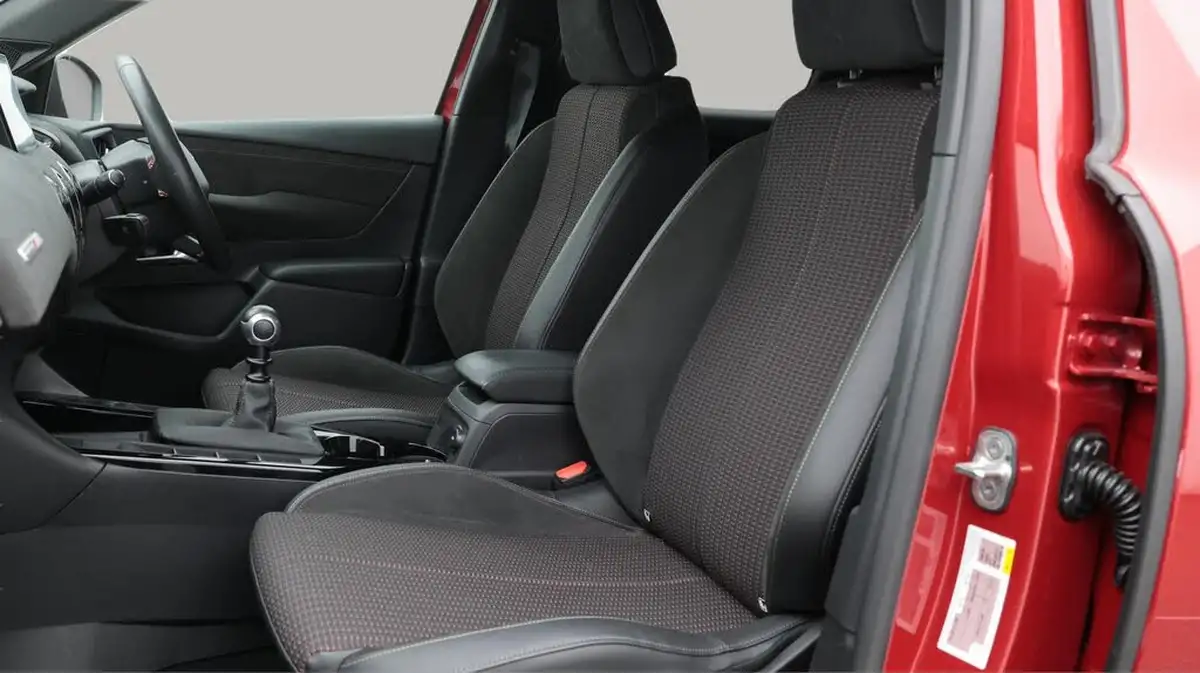 2022-ds-ds-3-crossback-12-puretech-performance-line-100ps-big-14
