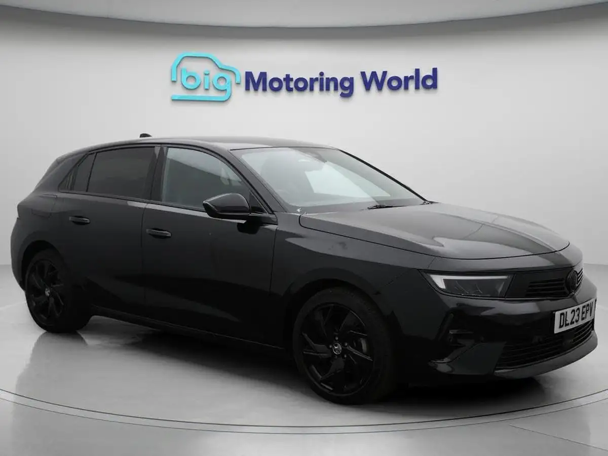 2023-vauxhall-astra-12-turbo-gs-hatchback-auto-big-0