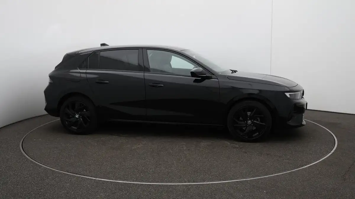 2023-vauxhall-astra-12-turbo-gs-hatchback-auto-big-40