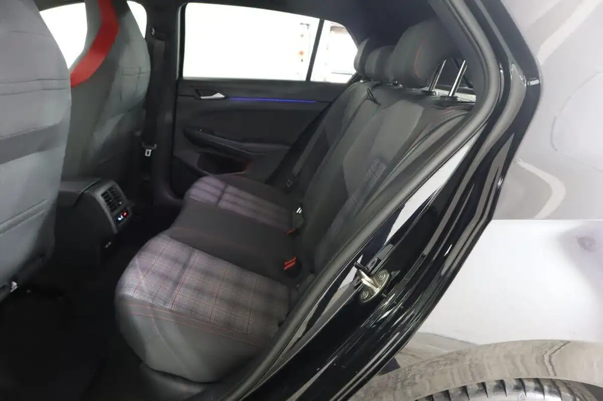 2023-volkswagen-golf-20-tsi-gti-dsg-big-15