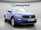 2018-volkswagen-t-roc-10-tsi-se-small-0