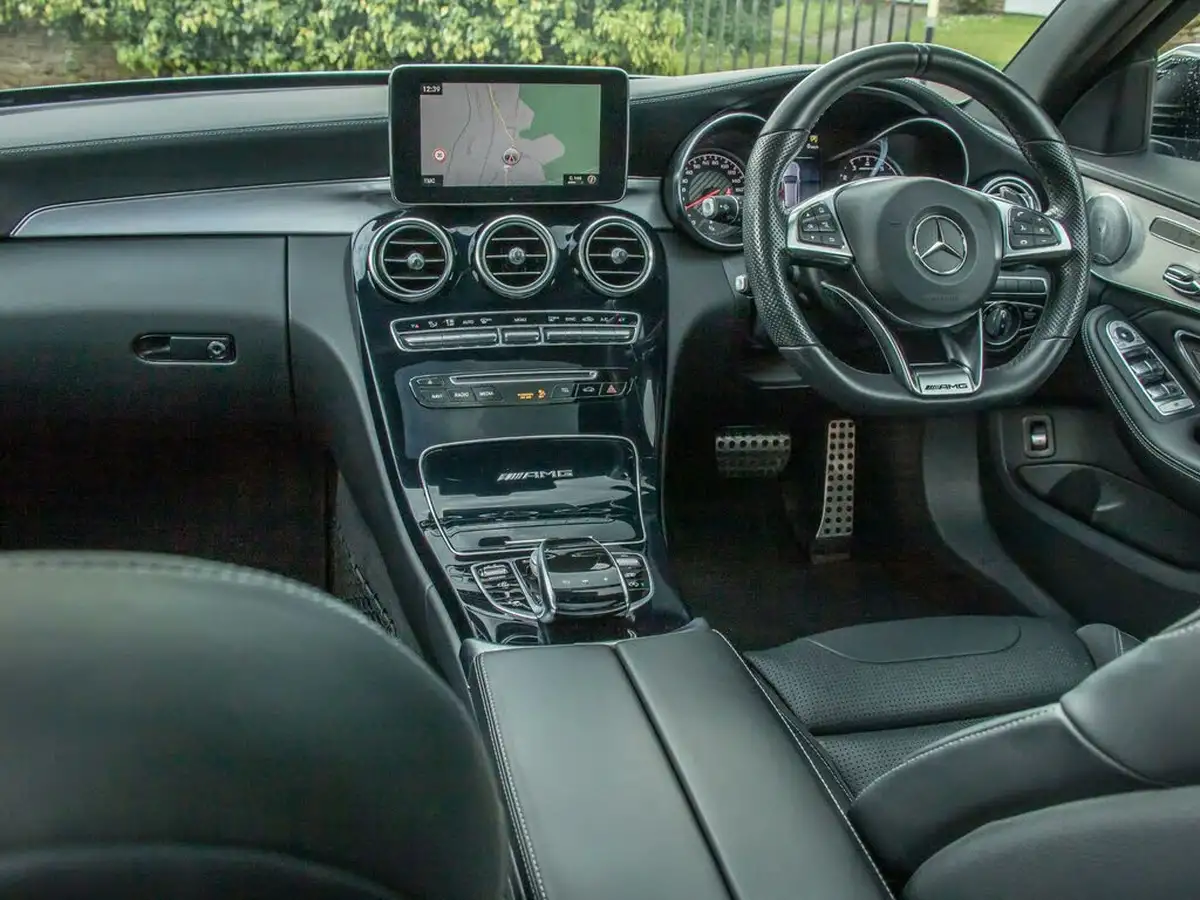 2018-mercedes-benz-c-class-40-c63-amg-premiumss-estate-5d-speedshift-mct-big-17