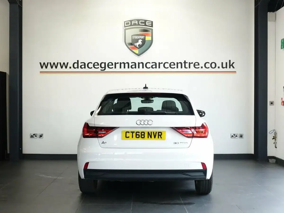 2019-audi-a1-10-30-tfsi-se-big-6