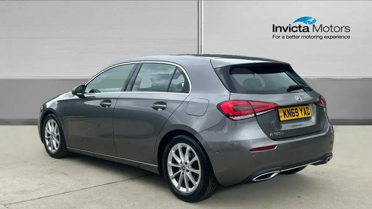 2019-mercedes-benz-a-class-15d-a180d-sport-executive-hatchback-5d-7g-dct-big-4