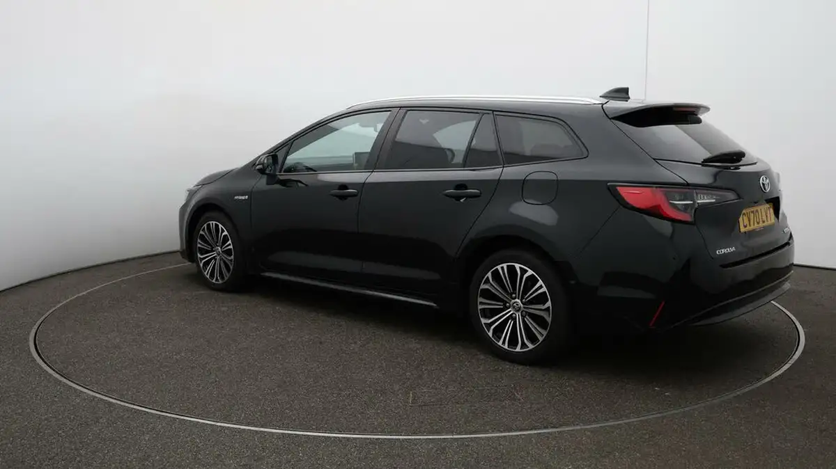 2020-toyota-corolla-18-vvt-i-design-trk-touring-sports-5d-big-64