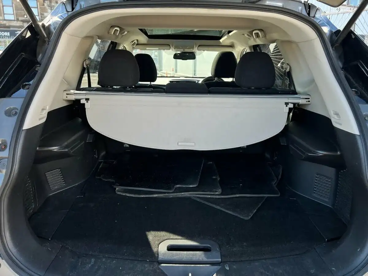 2015-nissan-x-trail-16dci-acenta-big-18