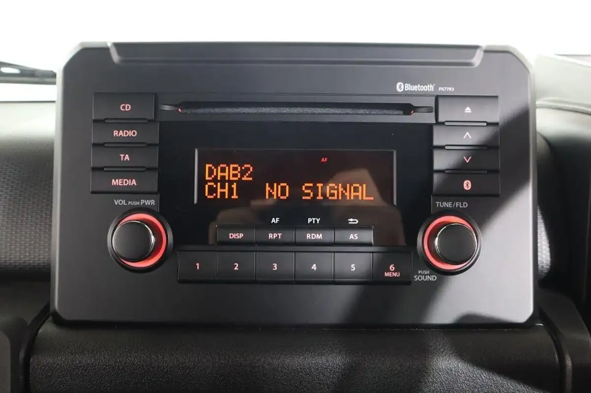 2024-suzuki-jimny-15-light-commercial-allgrip-big-31