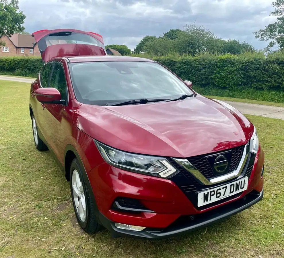 2018-nissan-qashqai-12-dig-t-acenta-big-3