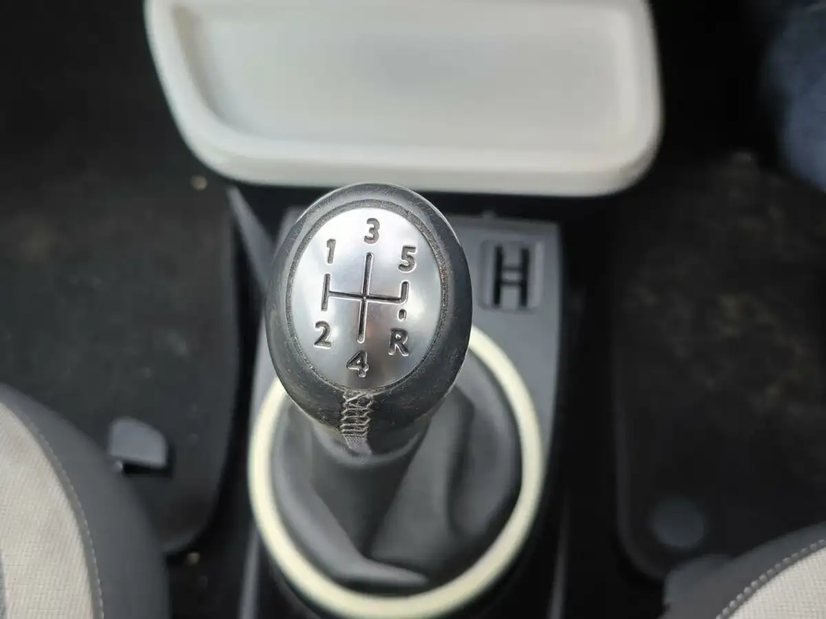 2016-renault-twingo-10-sce-dynamique-big-21