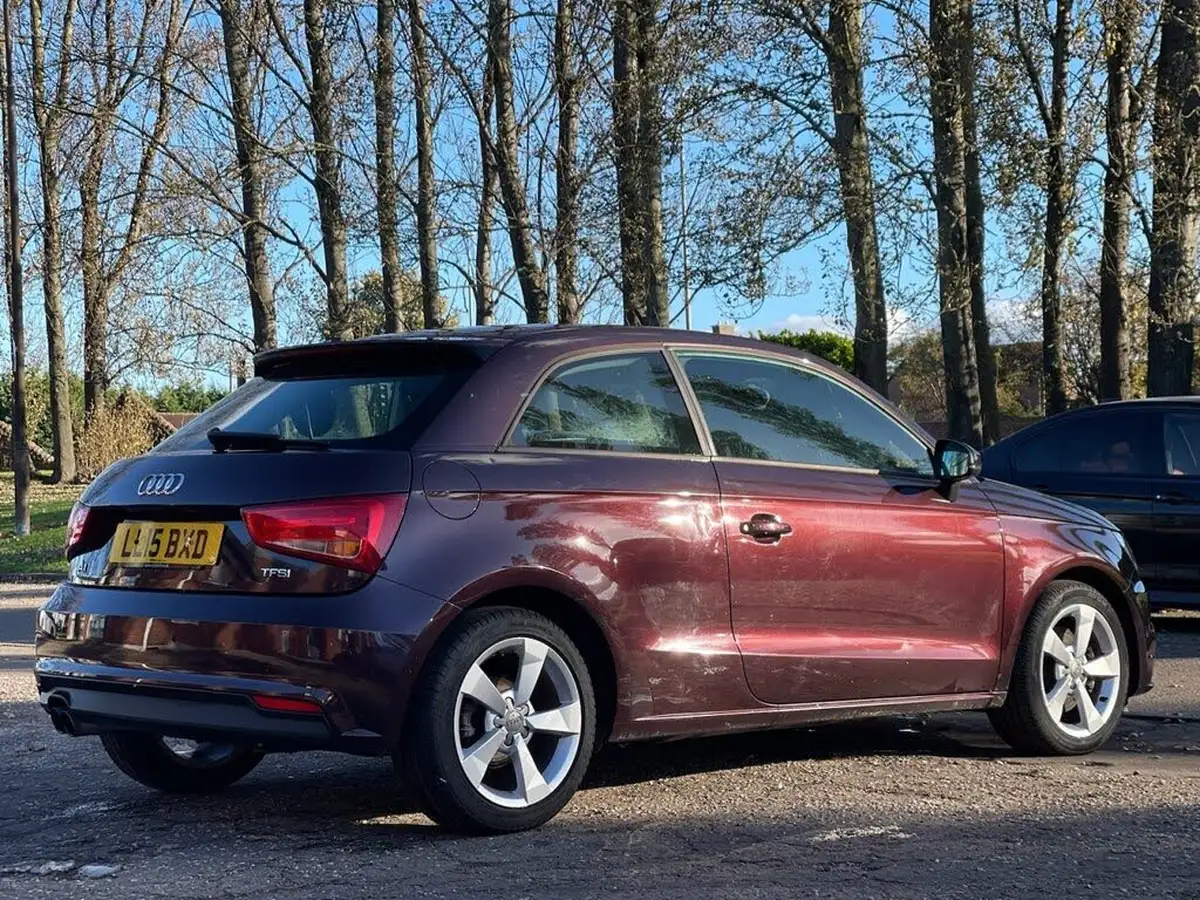 2015-audi-a1-14-sport-125ps-ss-hatchback-3d-1395cc-big-4