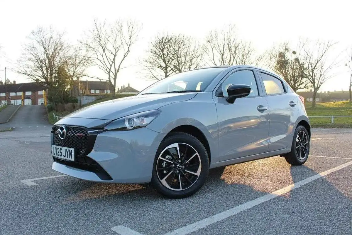 2025-mazda-mazda2-15-e-skyactiv-g-homura-aka-90ps-big-12