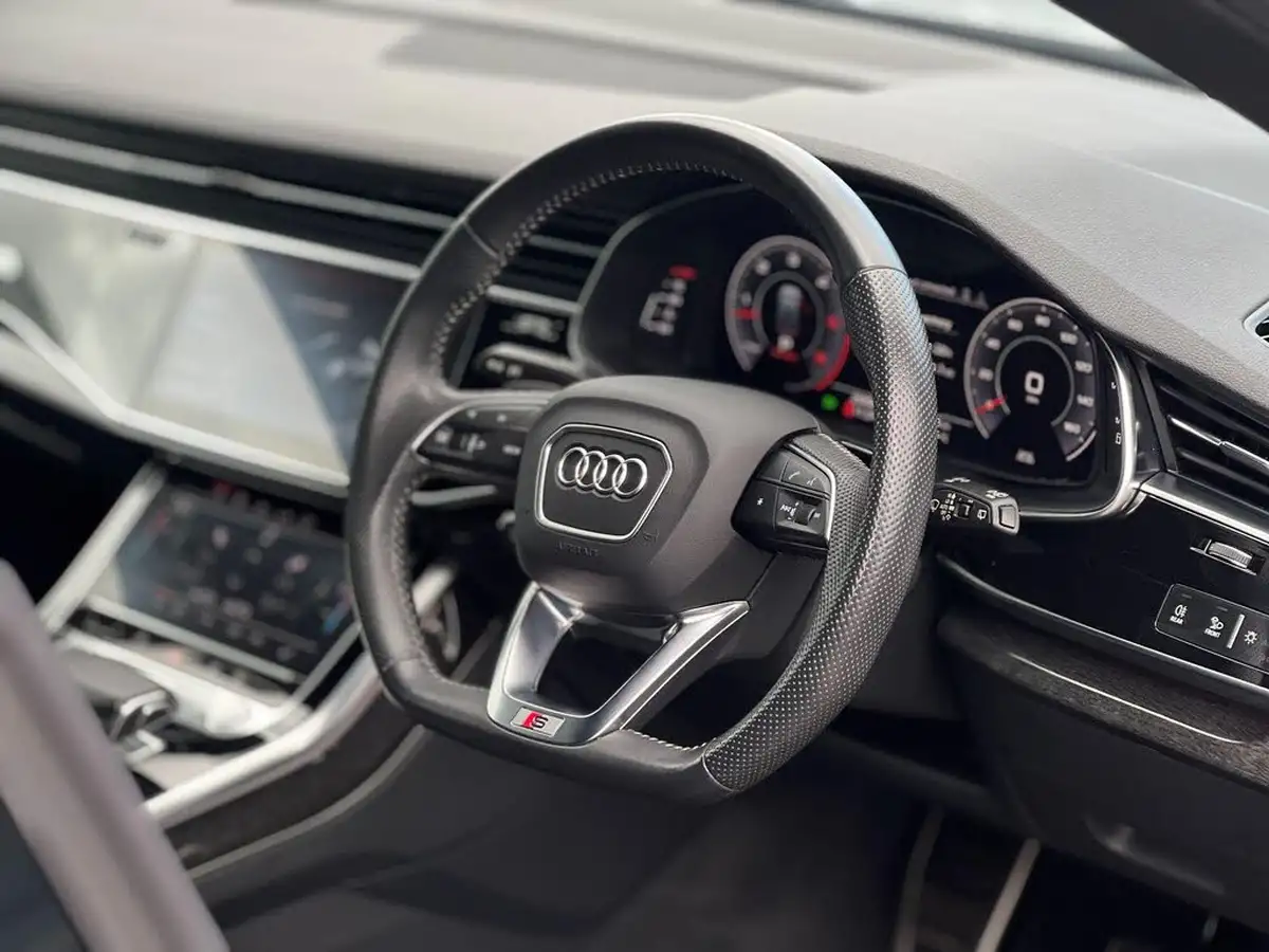 2019-audi-q8-30-50-tdi-s-line-ss-big-11