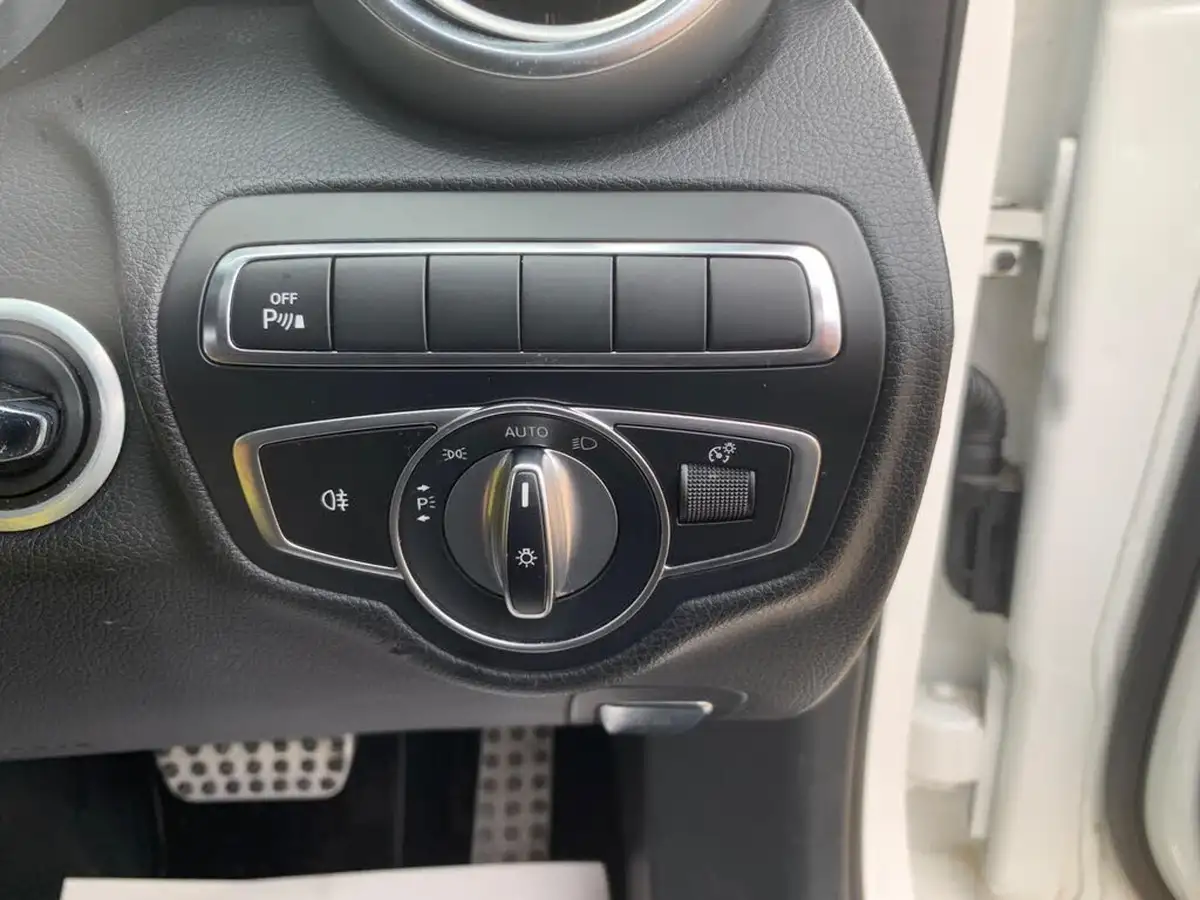 2018-mercedes-benz-c-class-20-c350e-amg-line-274ps-ss-estate-5d-auto-big-11