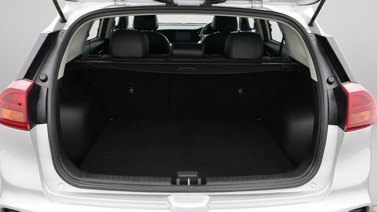 2021-kia-niro-16-gdi-2-big-17