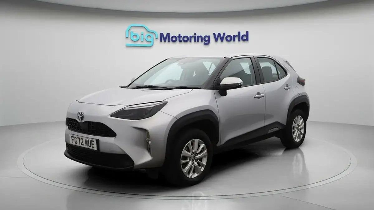 2022-toyota-yaris-cross-15-vvt-i-icon-big-3