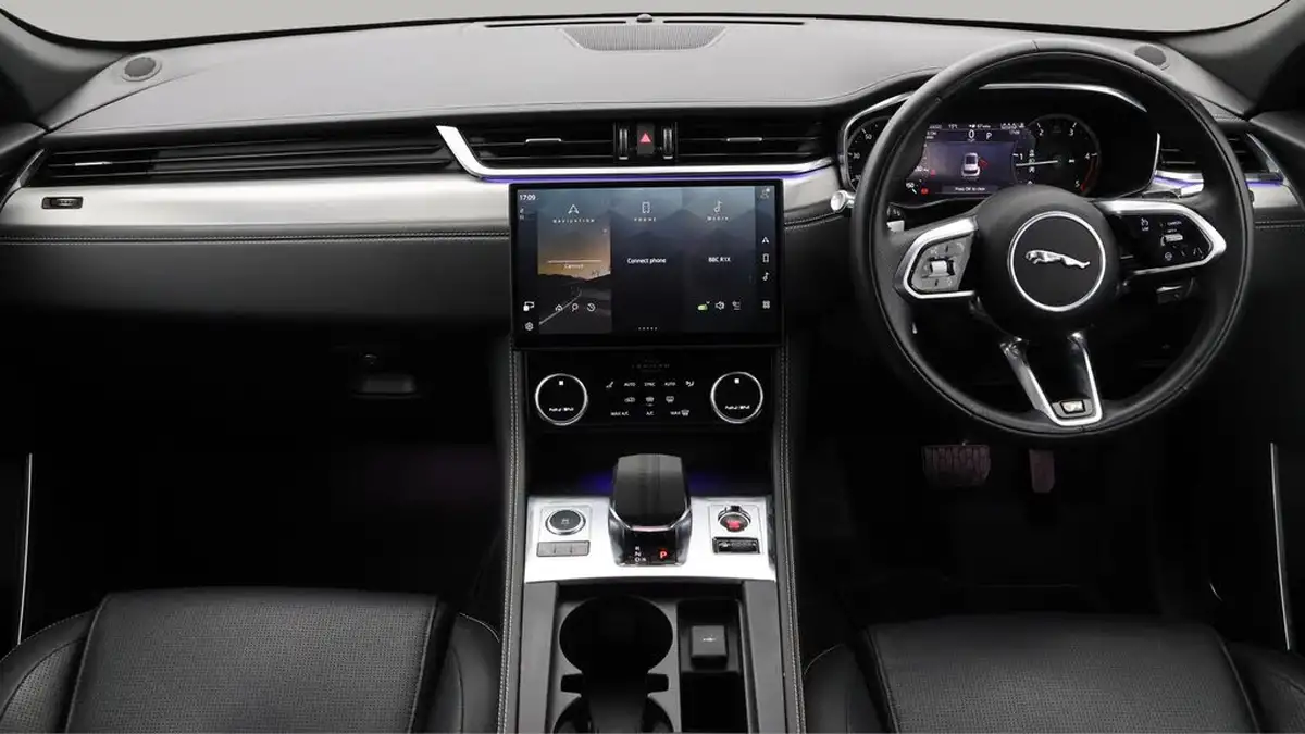 2022-jaguar-f-pace-20-d200-r-dynamic-s-big-13
