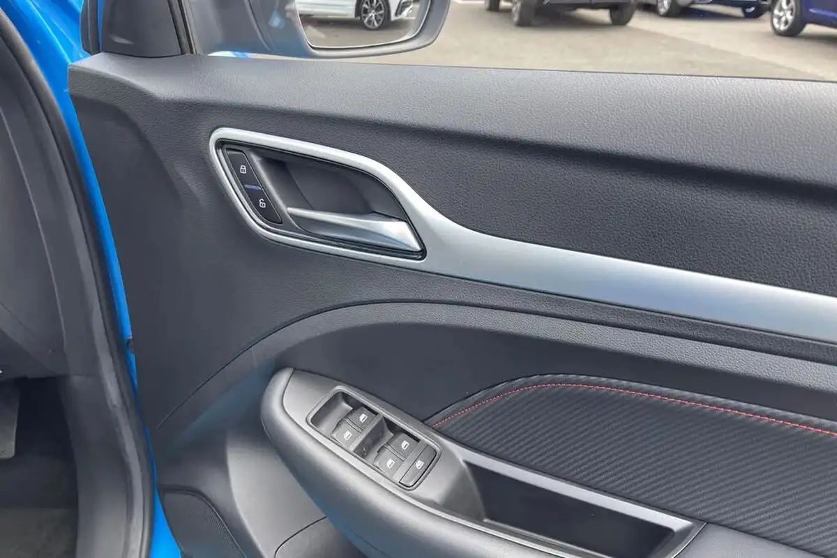 2022-mg-zs-suv-15-vti-tech-excite-big-19