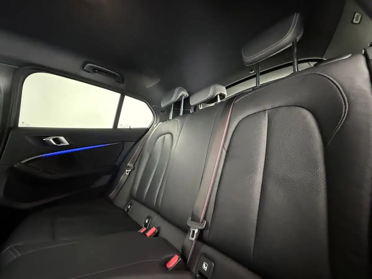 2021-bmw-1-series-15td-116d-m-sport-lcp-big-17