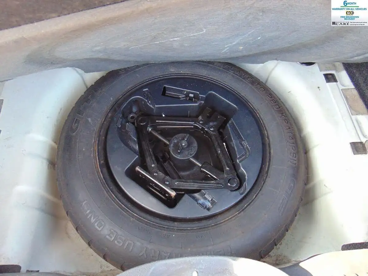 2015-fiat-500-12-lounge-ss-big-21