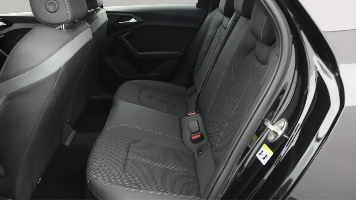 2019-audi-a1-10-30-tfsi-s-line-big-16