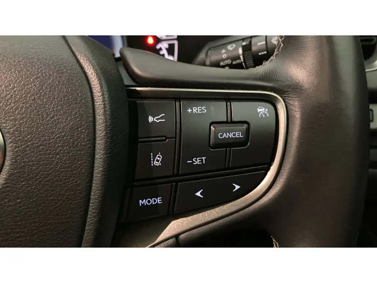 2021-lexus-ux-250h-20-ux-184bhp-without-navigation-big-17