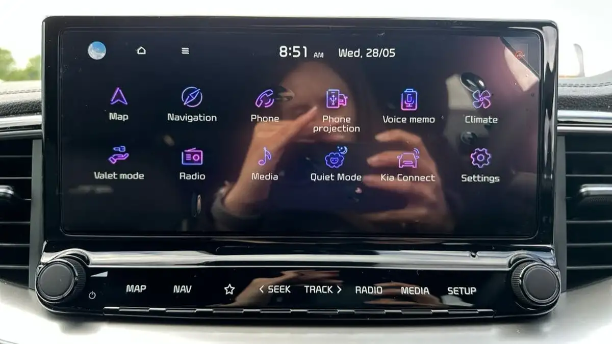 2025-kia-ceed-15-t-gdi-gt-line-dct-big-10
