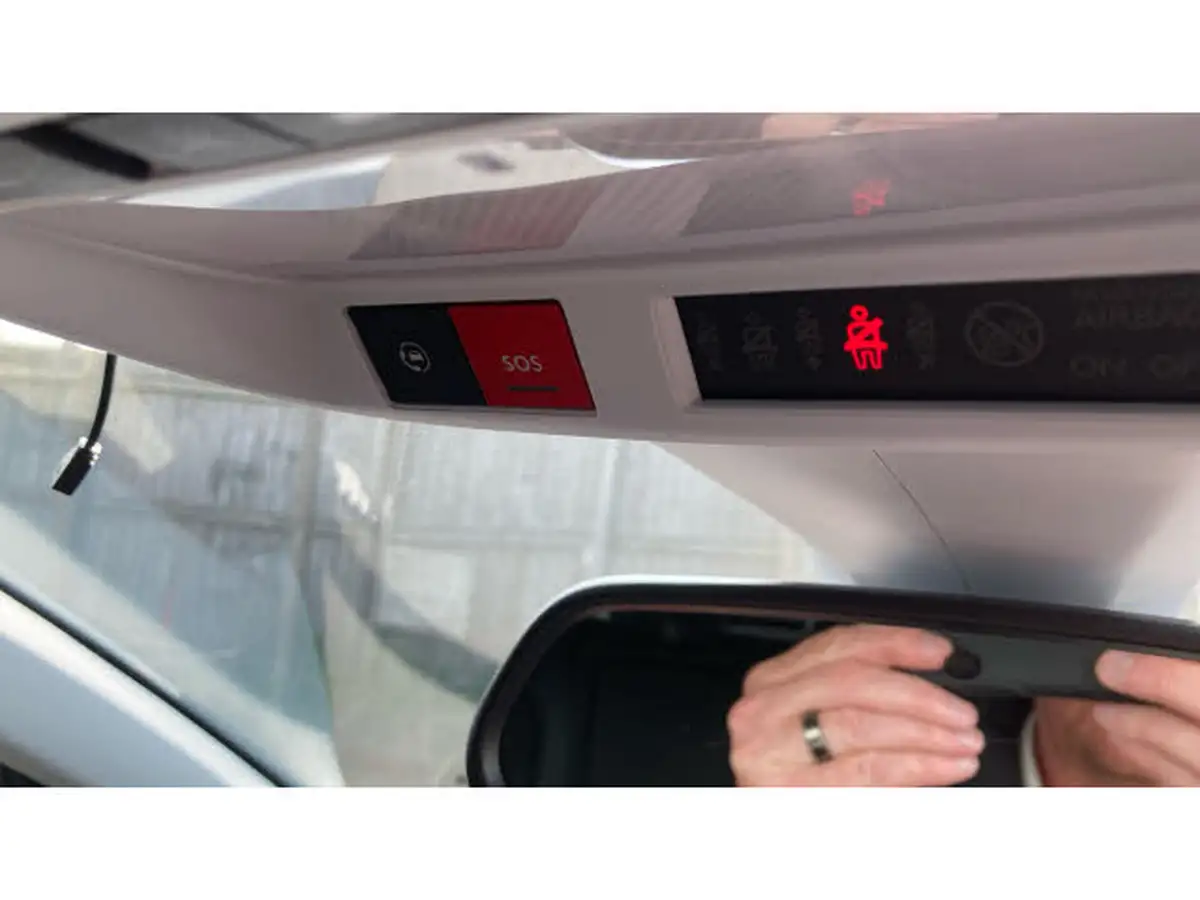 2022-vauxhall-grandland-12-ultimate-auto-big-36