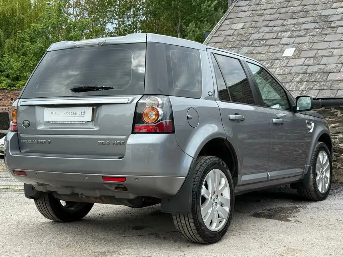 2014-land-rover-freelander-2-22td4-hse-auto-big-12