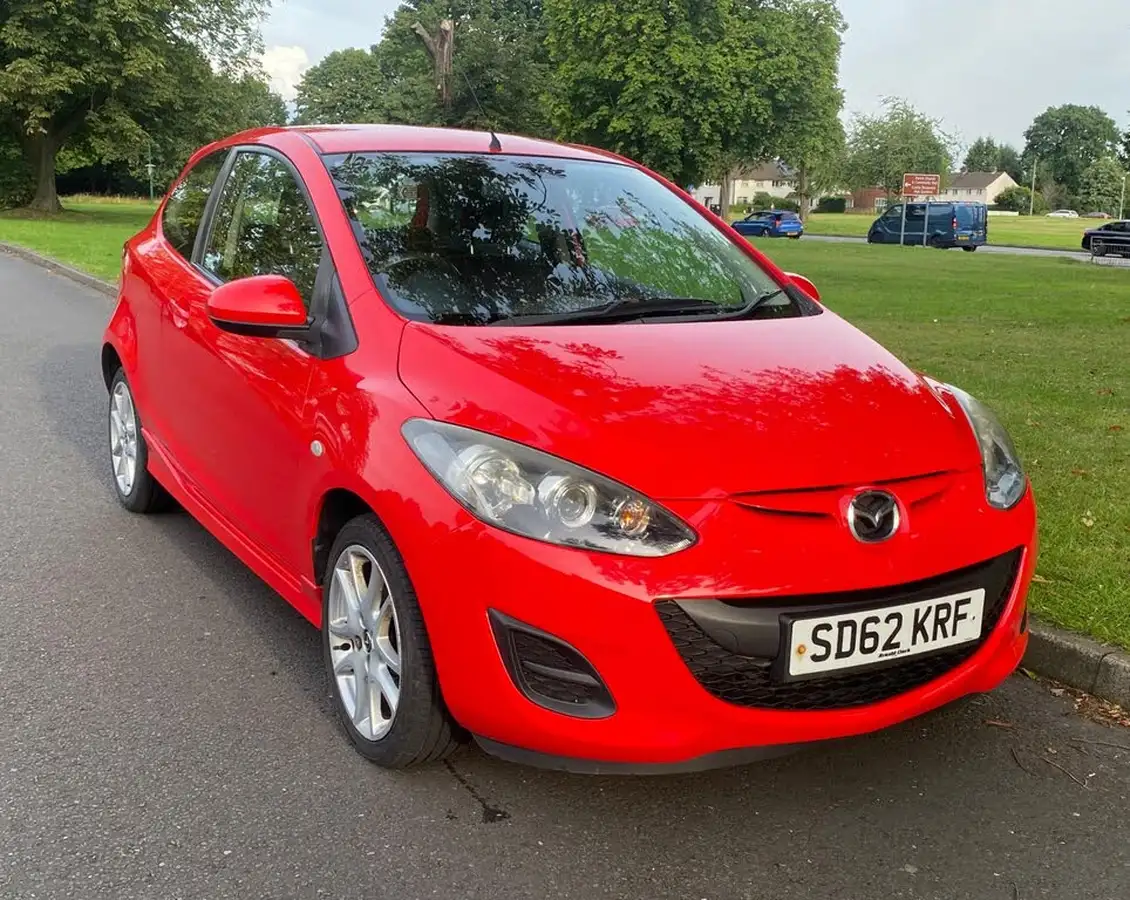 2012-mazda-mazda2-13-tamura-3d-big-0