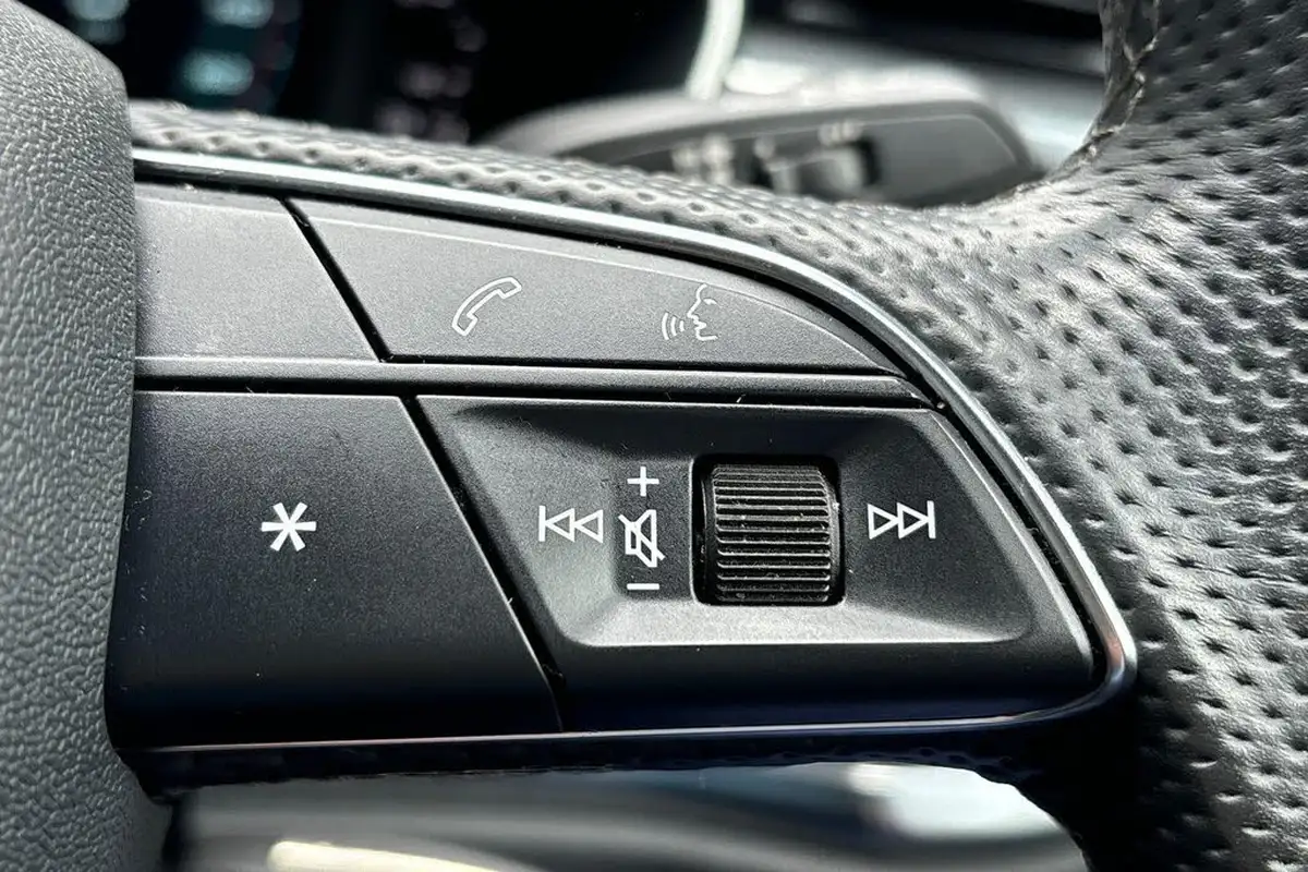 2023-audi-q3-15-35-tfsi-s-line-cod-sportback-tronic-big-36