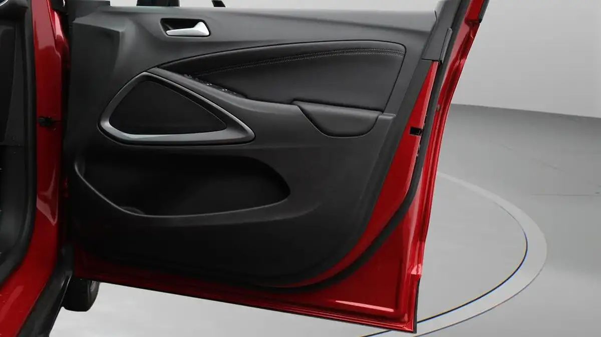 2022-vauxhall-crossland-12-elite-edition-130ps-auto-big-15