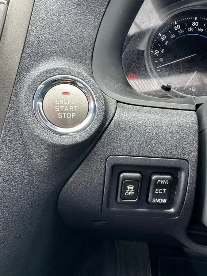 2010-lexus-is-250-25-se-i-dab-saloon-4d-auto-big-47