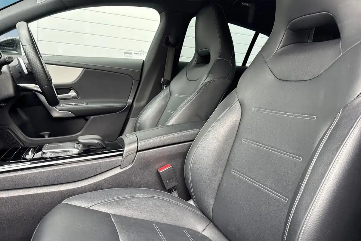 2022-mercedes-benz-cla-13-cla-200-amg-line-shooting-brake-5d-big-14
