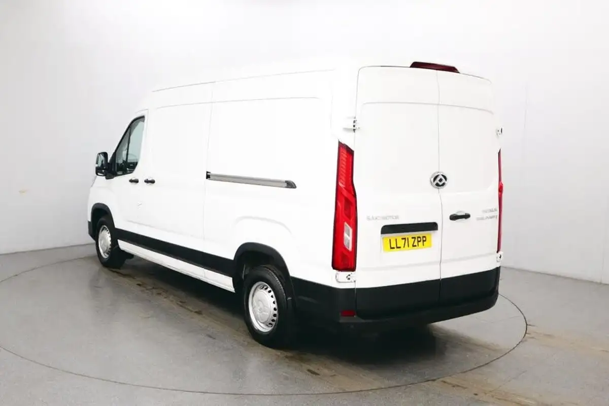 2022-maxus-deliver-9-20tdi-l3h2-big-4