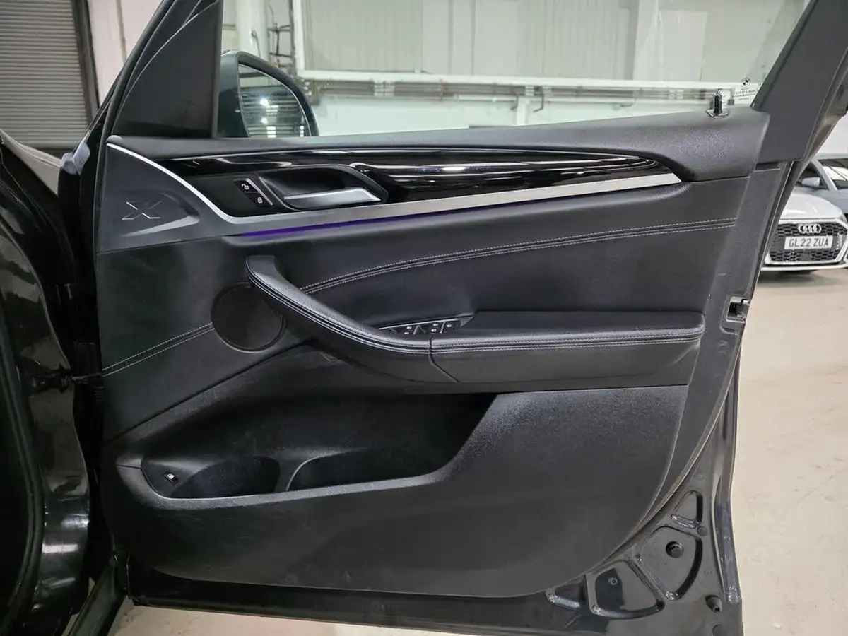 2021-bmw-x3-20-xdrive-30e-se-big-14