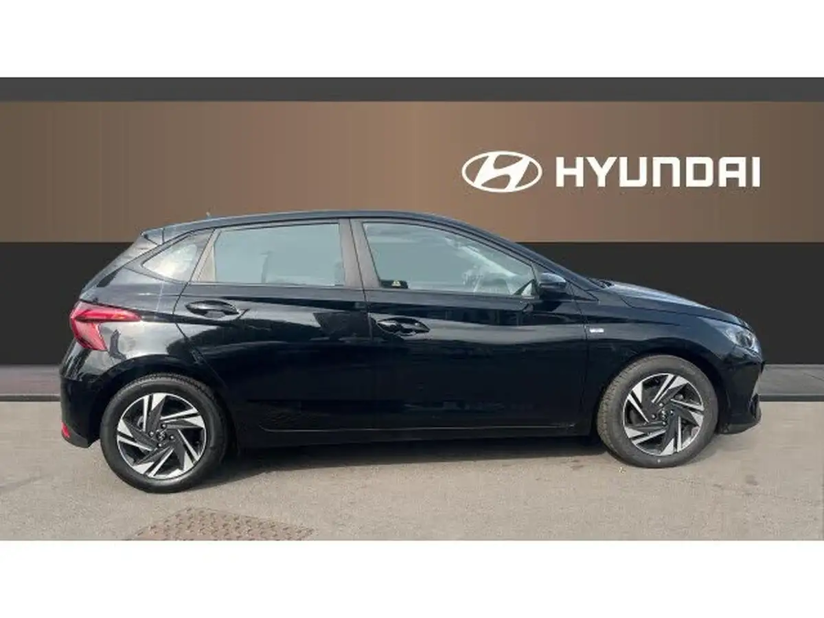 2022-hyundai-i20-10-t-gdi-se-connect-eclutch-imt-big-4
