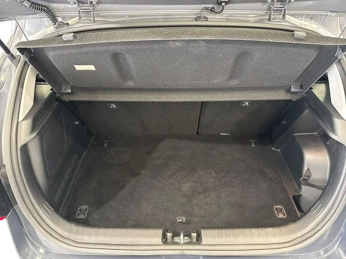 2022-hyundai-i20-10-t-gdi-se-connect-eclutch-imt-big-8