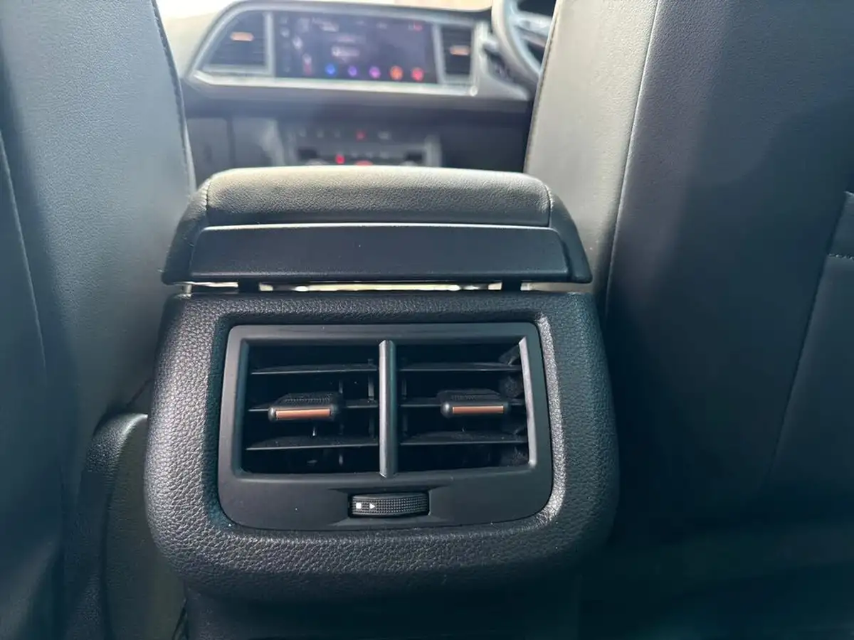 2024-cupra-ateca-20-tsi-vz1-big-23