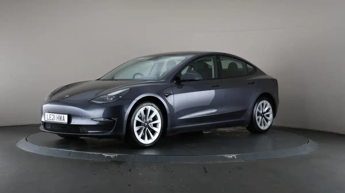2021-tesla-model-3-e-long-range-4x4-big-28