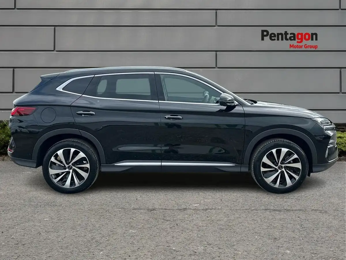 2025-byd-seal-15-comfort-big-10